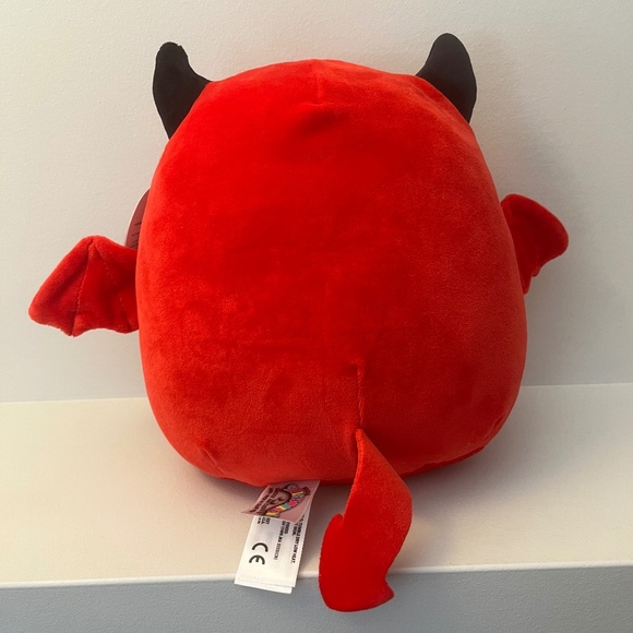 NWT Dante the Devil Bat Squishmallow - Picture 3 of 3